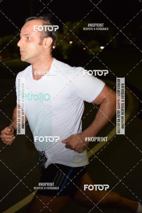 Buy your photos of the eventNight Run 2019 - Pop - Rio de Janeiro on Fotop