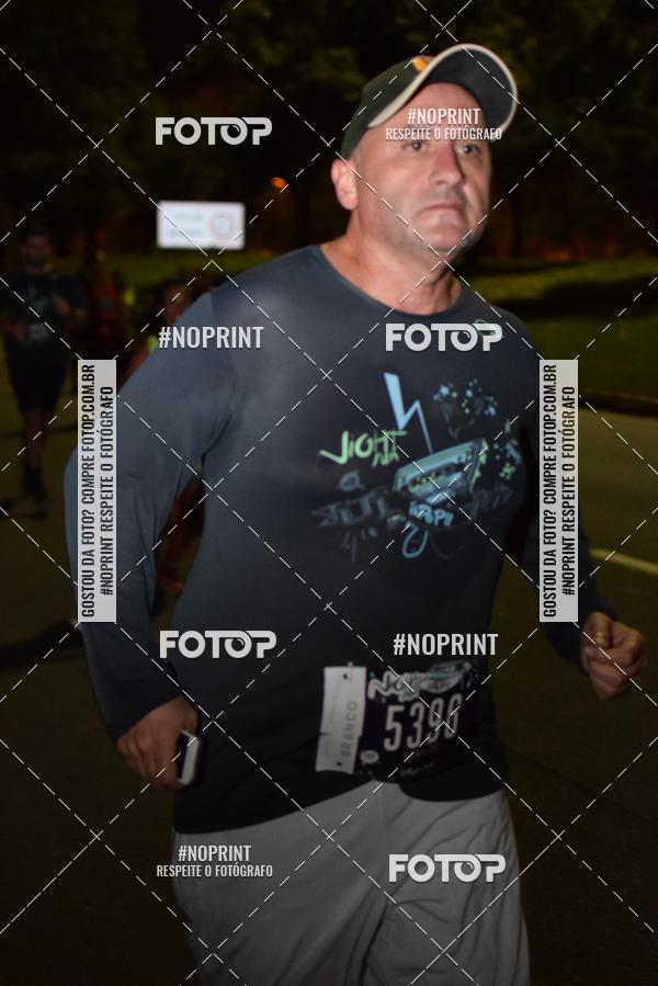 Buy your photos of the eventNight Run 2019 - Pop - Rio de Janeiro on Fotop