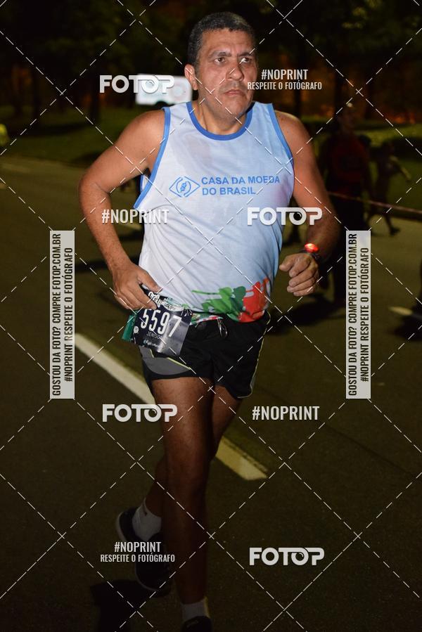 Buy your photos of the eventNight Run 2019 - Pop - Rio de Janeiro on Fotop