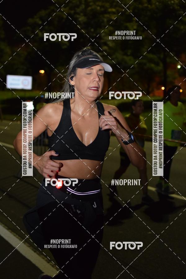 Buy your photos of the eventNight Run 2019 - Pop - Rio de Janeiro on Fotop