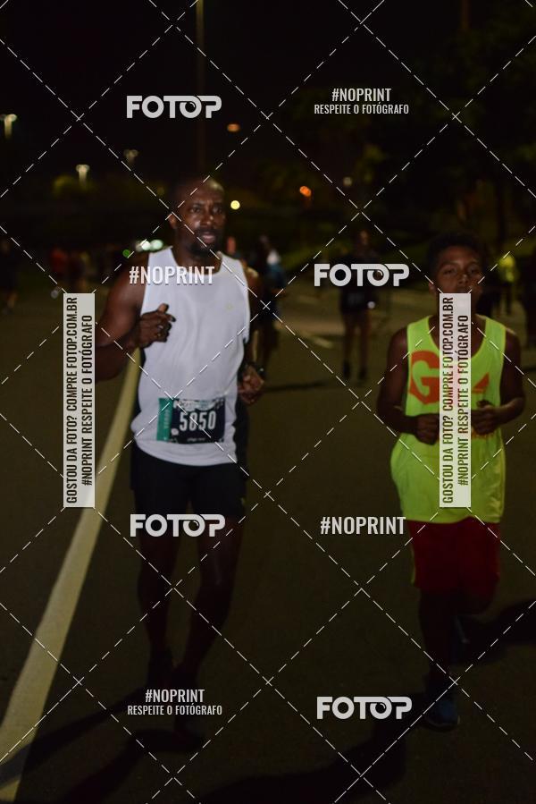 Buy your photos of the eventNight Run 2019 - Pop - Rio de Janeiro on Fotop