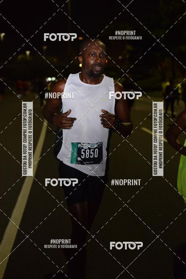 Buy your photos of the eventNight Run 2019 - Pop - Rio de Janeiro on Fotop