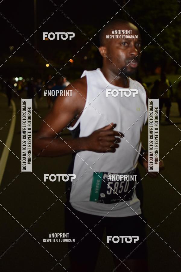 Buy your photos of the eventNight Run 2019 - Pop - Rio de Janeiro on Fotop