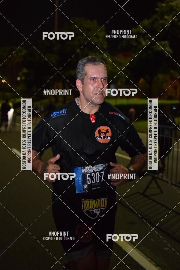 Buy your photos of the eventNight Run 2019 - Pop - Rio de Janeiro on Fotop