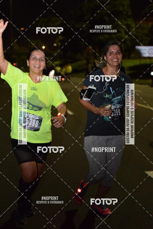 Buy your photos of the eventNight Run 2019 - Pop - Rio de Janeiro on Fotop