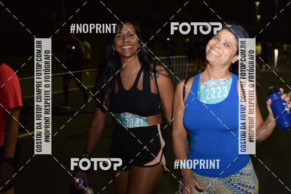 Buy your photos of the eventNight Run 2019 - Pop - Rio de Janeiro on Fotop