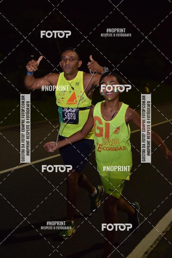 Buy your photos of the eventNight Run 2019 - Pop - Rio de Janeiro on Fotop