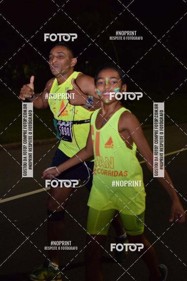 Buy your photos of the eventNight Run 2019 - Pop - Rio de Janeiro on Fotop