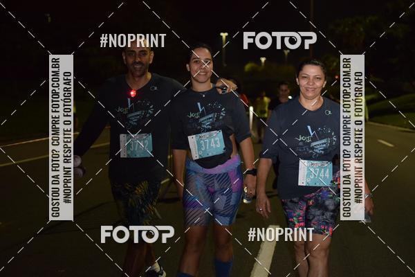 Buy your photos of the eventNight Run 2019 - Pop - Rio de Janeiro on Fotop