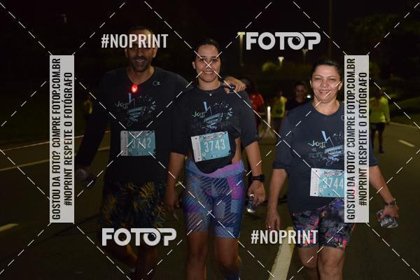 Buy your photos of the eventNight Run 2019 - Pop - Rio de Janeiro on Fotop