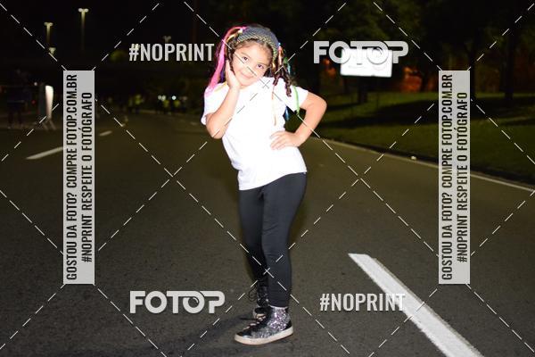Buy your photos of the eventNight Run 2019 - Pop - Rio de Janeiro on Fotop