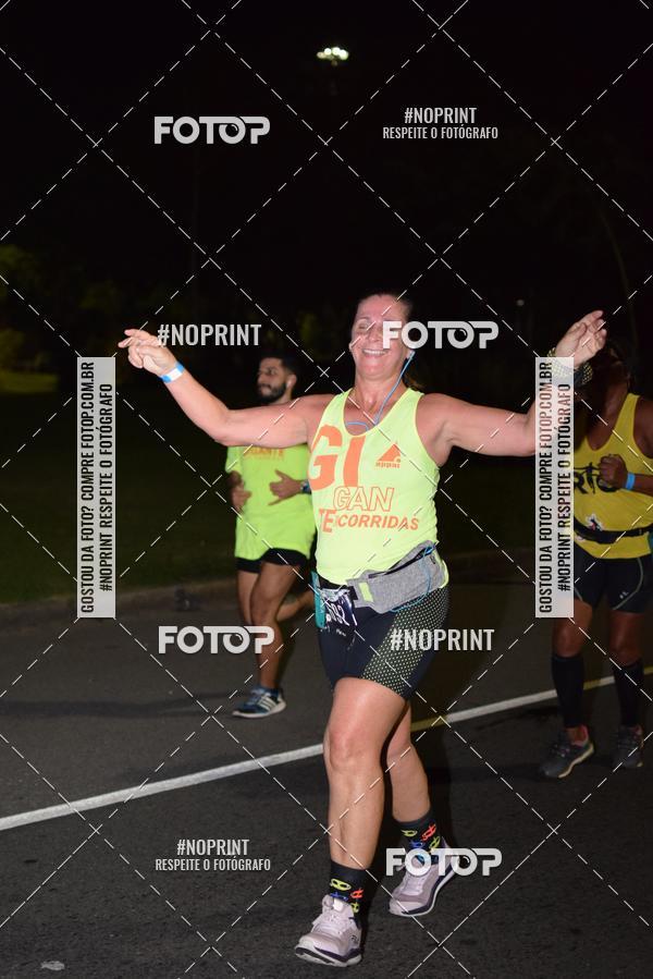 Buy your photos of the eventNight Run 2019 - Pop - Rio de Janeiro on Fotop