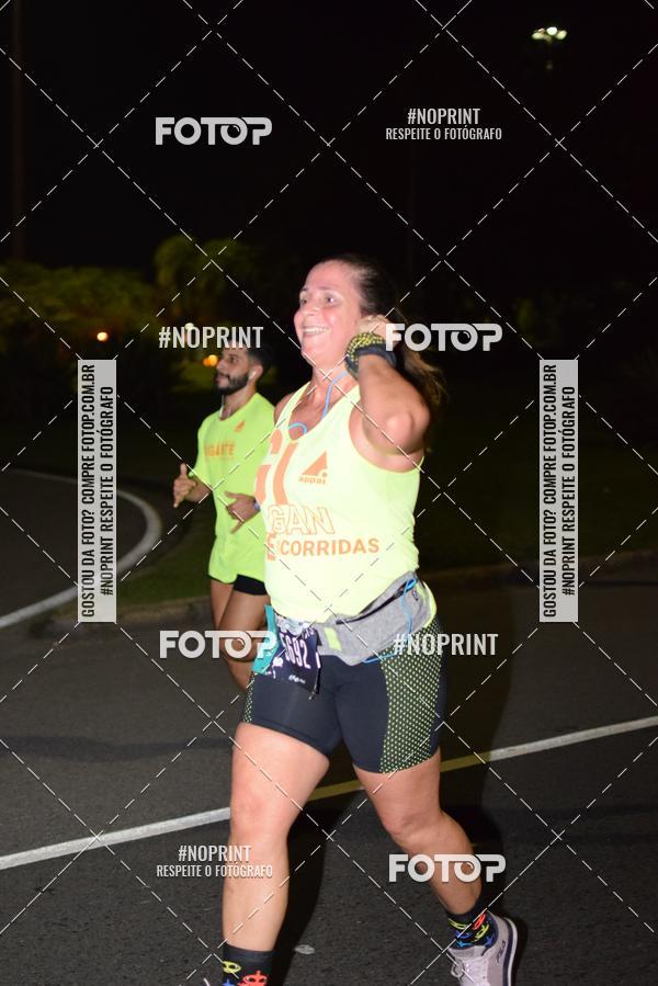 Buy your photos of the eventNight Run 2019 - Pop - Rio de Janeiro on Fotop