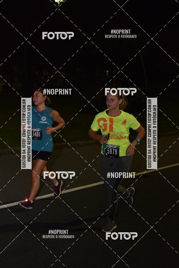 Buy your photos of the eventNight Run 2019 - Pop - Rio de Janeiro on Fotop