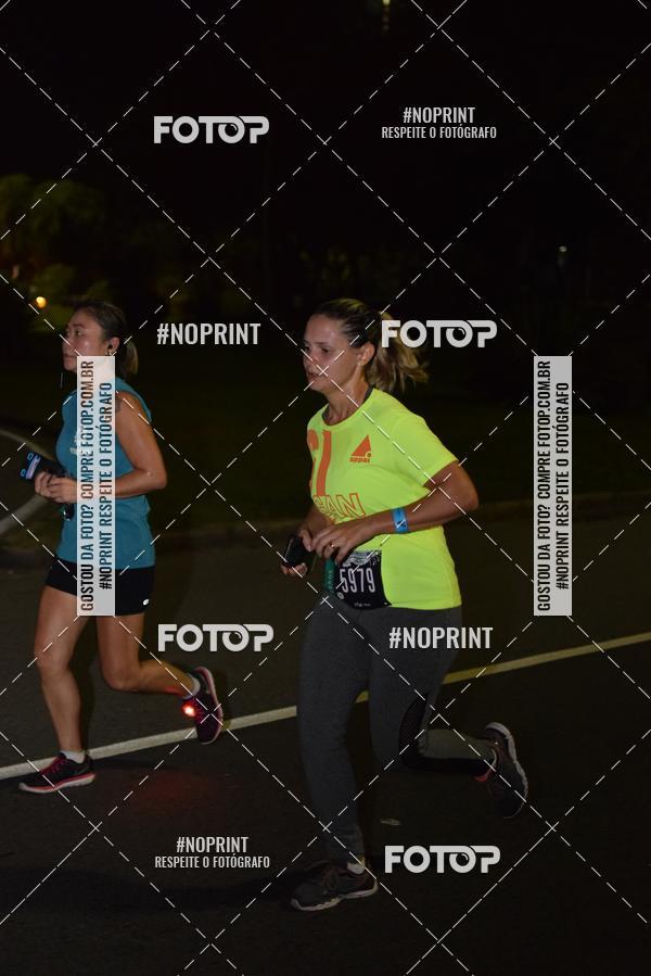 Buy your photos of the eventNight Run 2019 - Pop - Rio de Janeiro on Fotop