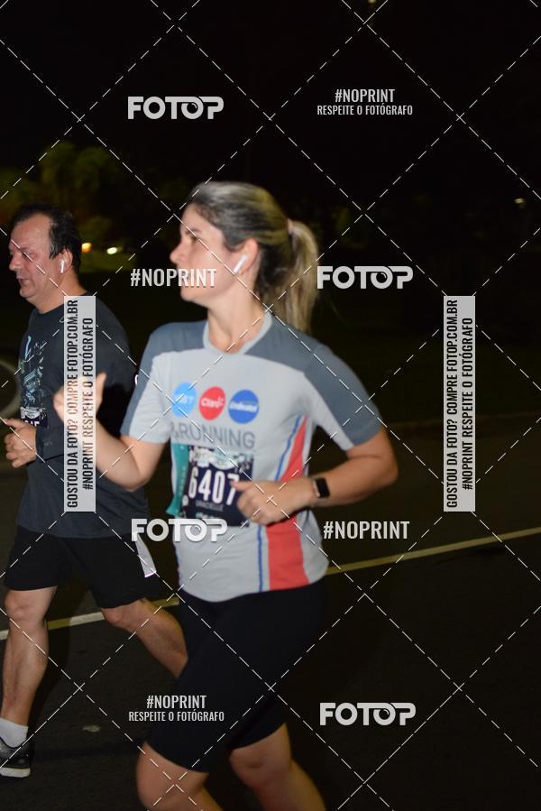 Buy your photos of the eventNight Run 2019 - Pop - Rio de Janeiro on Fotop