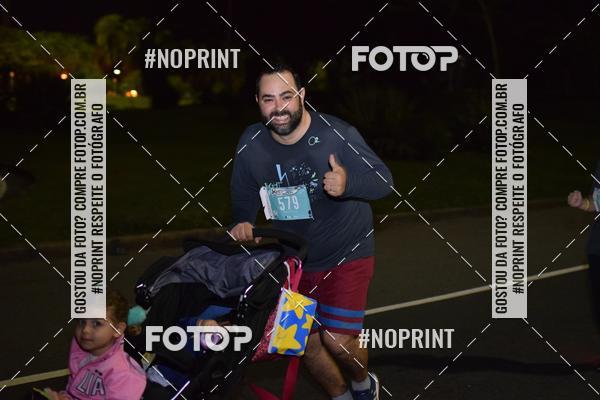 Buy your photos of the eventNight Run 2019 - Pop - Rio de Janeiro on Fotop