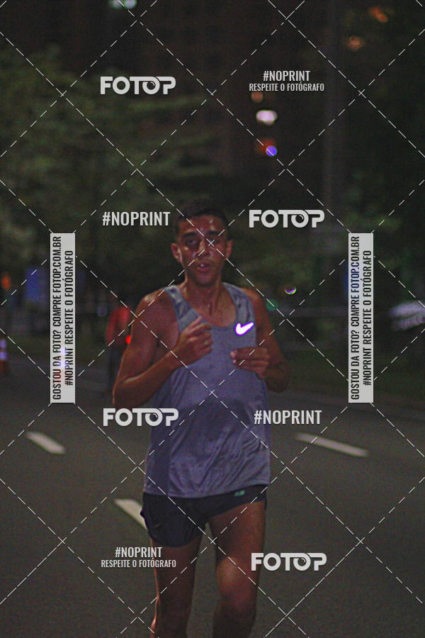 Buy your photos of the eventNight Run 2019 - Pop - Rio de Janeiro on Fotop