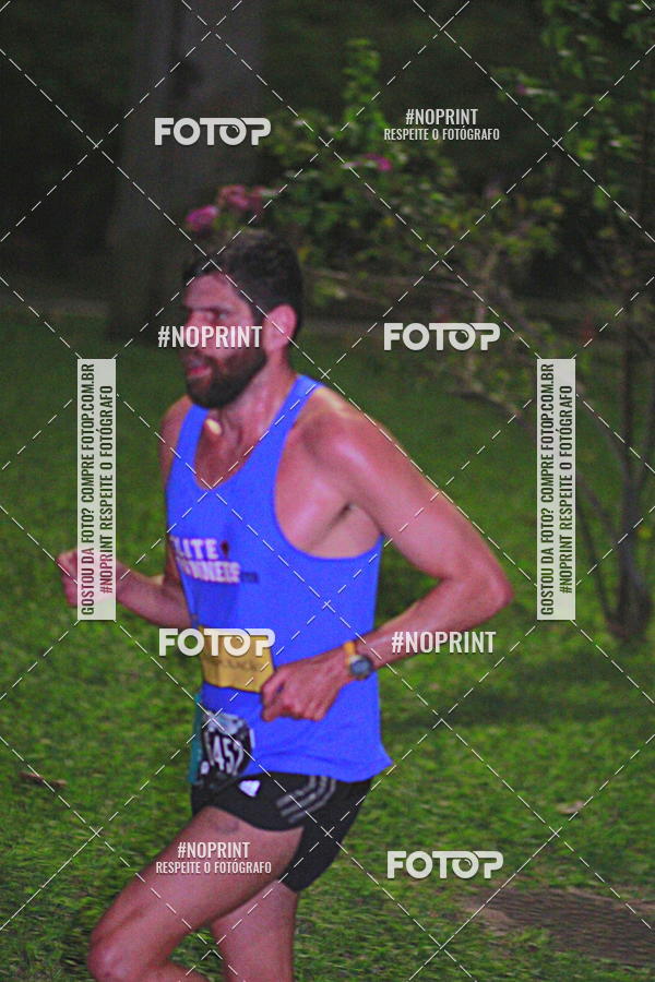 Buy your photos of the eventNight Run 2019 - Pop - Rio de Janeiro on Fotop