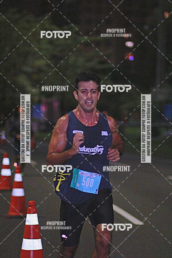 Buy your photos of the eventNight Run 2019 - Pop - Rio de Janeiro on Fotop