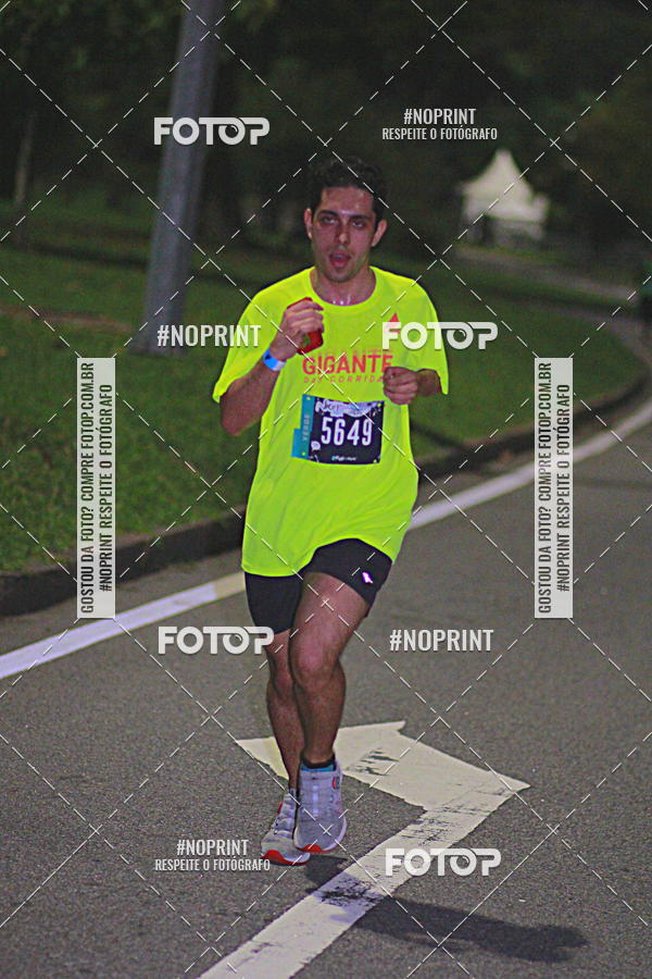 Buy your photos of the eventNight Run 2019 - Pop - Rio de Janeiro on Fotop
