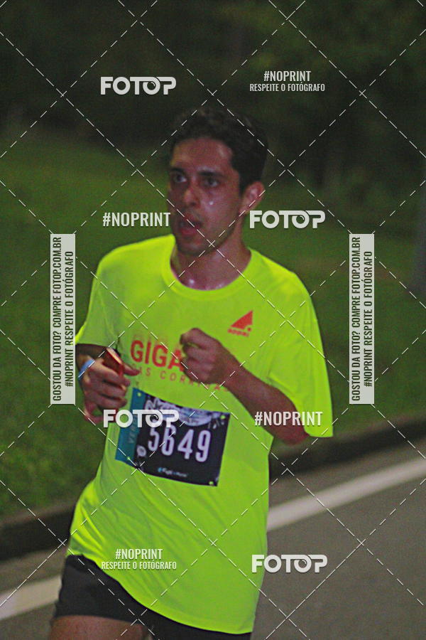 Buy your photos of the eventNight Run 2019 - Pop - Rio de Janeiro on Fotop
