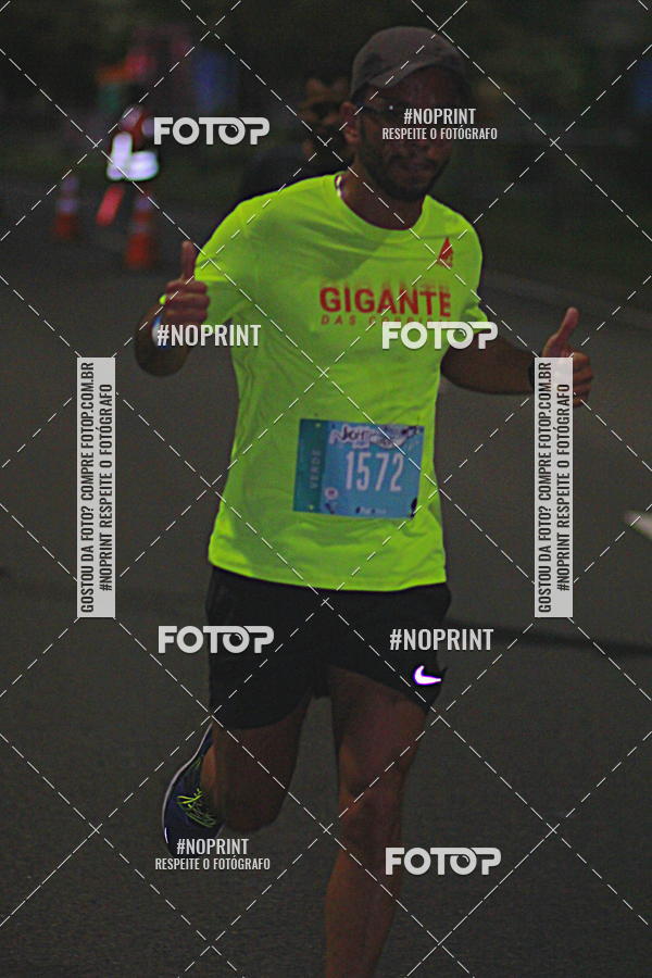 Buy your photos of the eventNight Run 2019 - Pop - Rio de Janeiro on Fotop