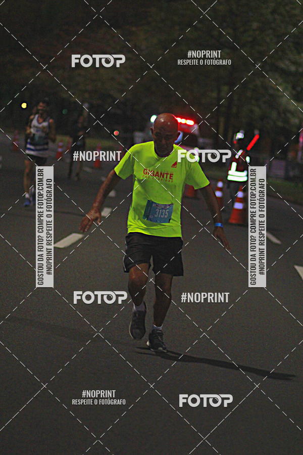 Buy your photos of the eventNight Run 2019 - Pop - Rio de Janeiro on Fotop