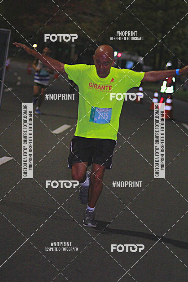Buy your photos of the eventNight Run 2019 - Pop - Rio de Janeiro on Fotop