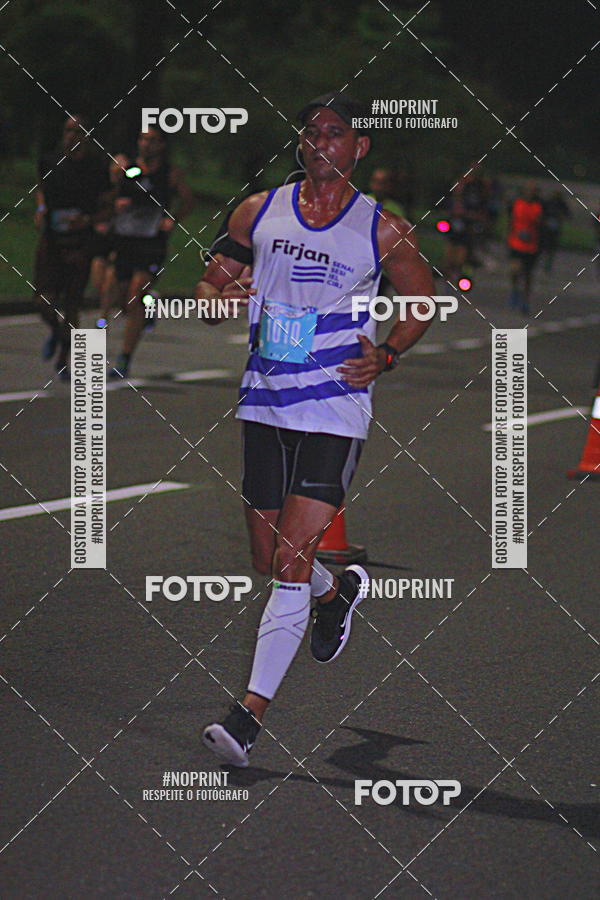 Buy your photos of the eventNight Run 2019 - Pop - Rio de Janeiro on Fotop