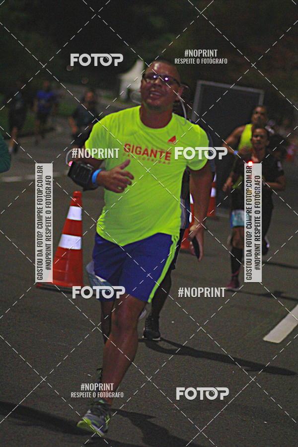 Buy your photos of the eventNight Run 2019 - Pop - Rio de Janeiro on Fotop