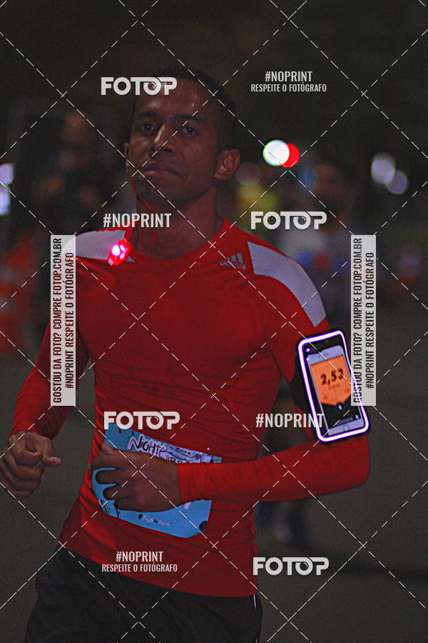 Buy your photos of the eventNight Run 2019 - Pop - Rio de Janeiro on Fotop