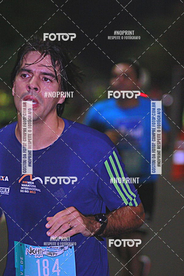 Buy your photos of the eventNight Run 2019 - Pop - Rio de Janeiro on Fotop
