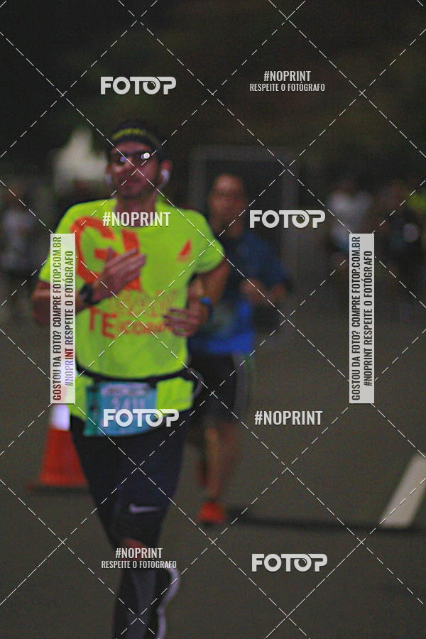Buy your photos of the eventNight Run 2019 - Pop - Rio de Janeiro on Fotop