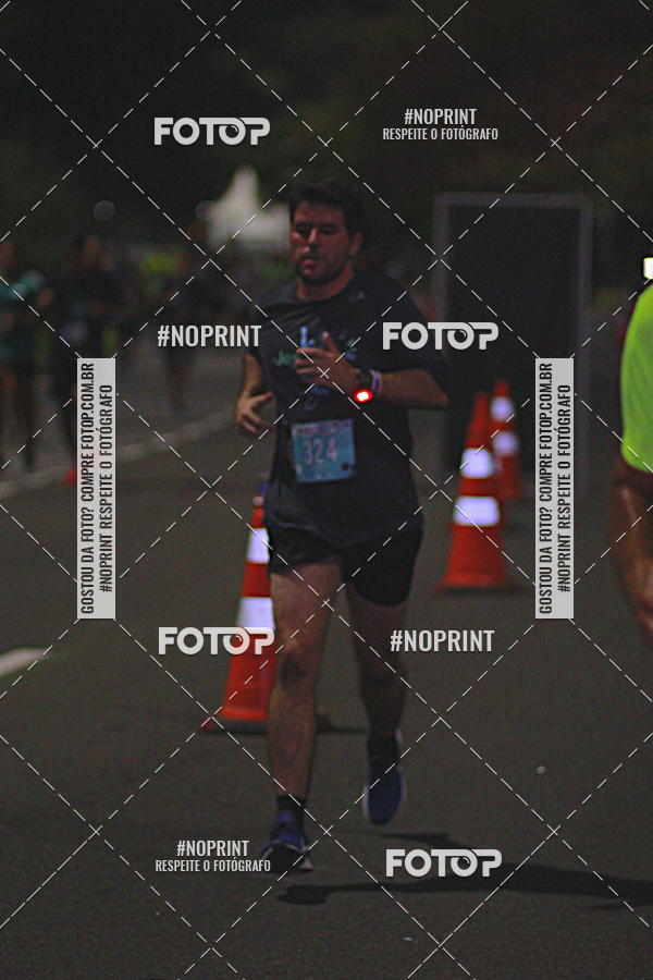 Buy your photos of the eventNight Run 2019 - Pop - Rio de Janeiro on Fotop