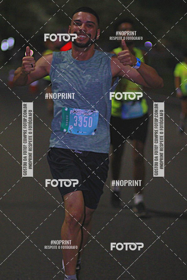 Buy your photos of the eventNight Run 2019 - Pop - Rio de Janeiro on Fotop