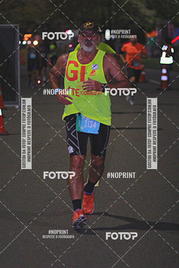 Buy your photos of the eventNight Run 2019 - Pop - Rio de Janeiro on Fotop