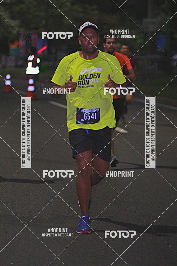 Buy your photos of the eventNight Run 2019 - Pop - Rio de Janeiro on Fotop