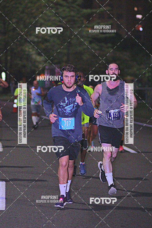 Buy your photos of the eventNight Run 2019 - Pop - Rio de Janeiro on Fotop