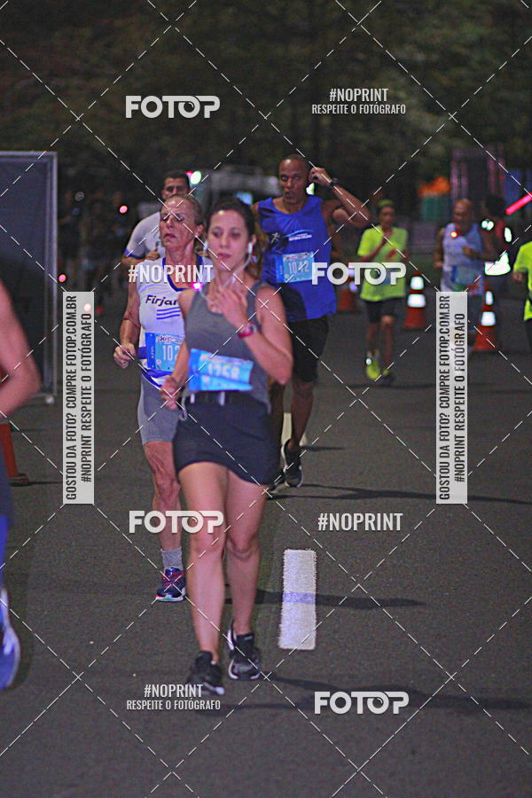 Buy your photos of the eventNight Run 2019 - Pop - Rio de Janeiro on Fotop