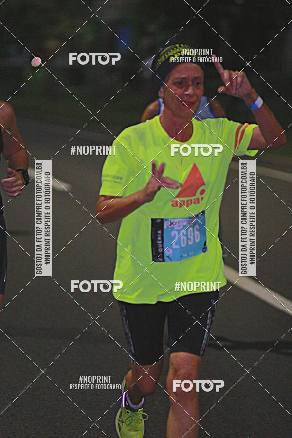 Buy your photos of the eventNight Run 2019 - Pop - Rio de Janeiro on Fotop