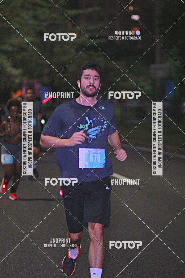Buy your photos of the eventNight Run 2019 - Pop - Rio de Janeiro on Fotop
