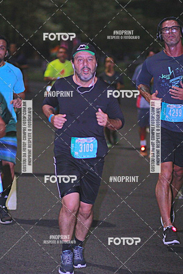 Buy your photos of the eventNight Run 2019 - Pop - Rio de Janeiro on Fotop