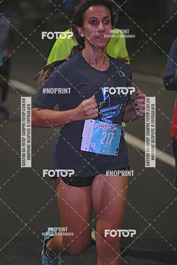 Buy your photos of the eventNight Run 2019 - Pop - Rio de Janeiro on Fotop