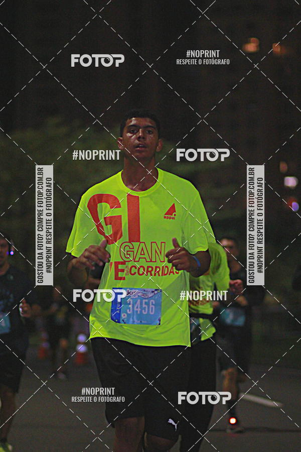 Buy your photos of the eventNight Run 2019 - Pop - Rio de Janeiro on Fotop