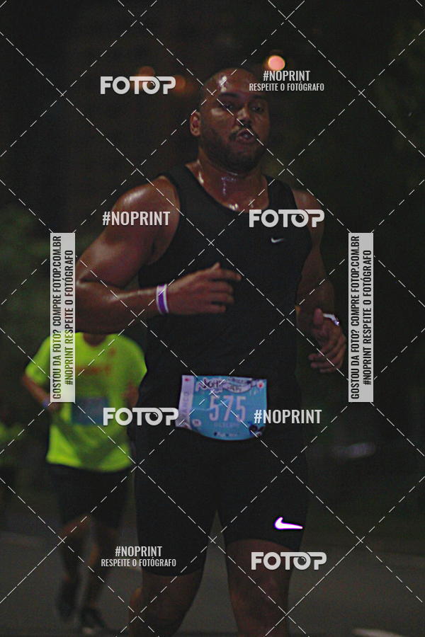 Buy your photos of the eventNight Run 2019 - Pop - Rio de Janeiro on Fotop