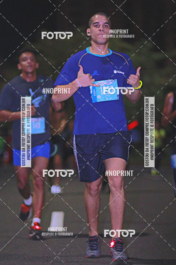 Buy your photos of the eventNight Run 2019 - Pop - Rio de Janeiro on Fotop