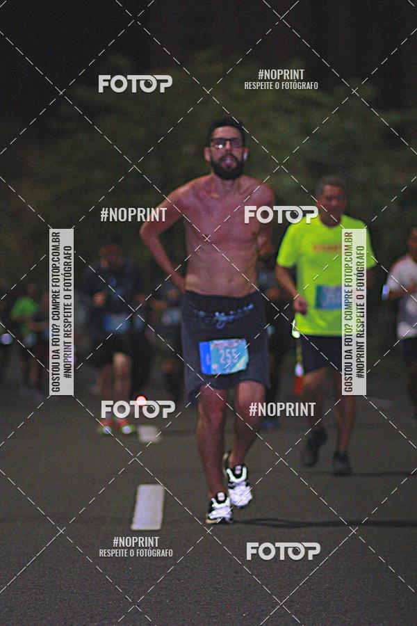 Buy your photos of the eventNight Run 2019 - Pop - Rio de Janeiro on Fotop