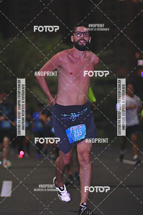 Buy your photos of the eventNight Run 2019 - Pop - Rio de Janeiro on Fotop
