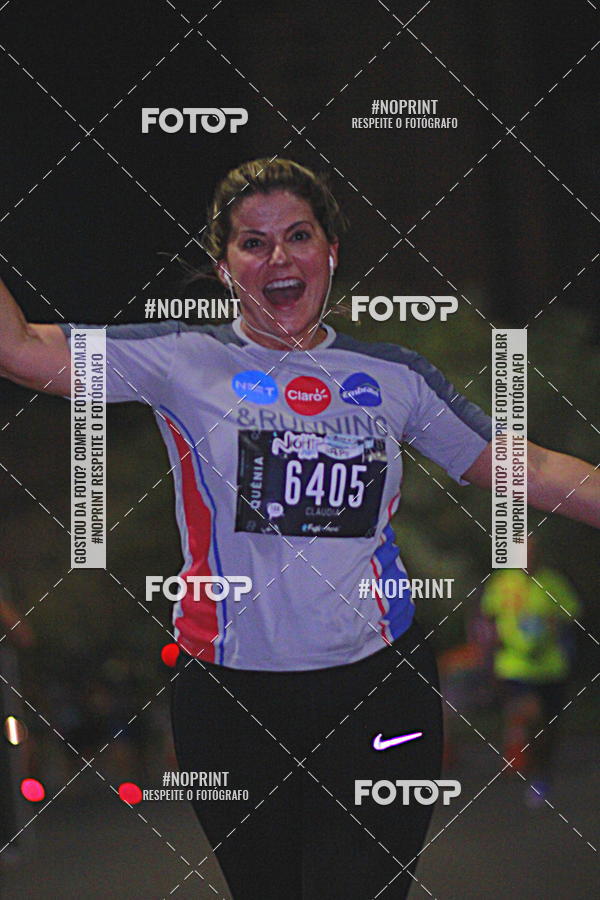 Buy your photos of the eventNight Run 2019 - Pop - Rio de Janeiro on Fotop